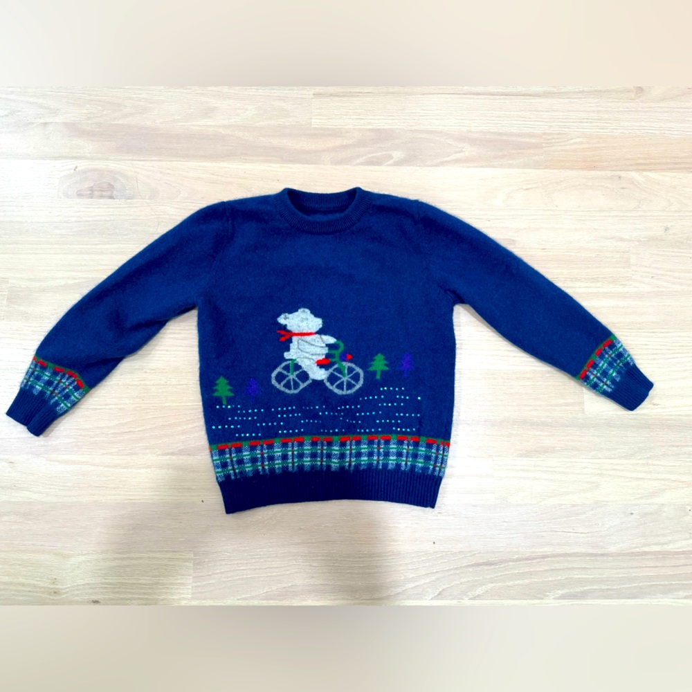 Wool boy’s holiday sweater, size 6-7